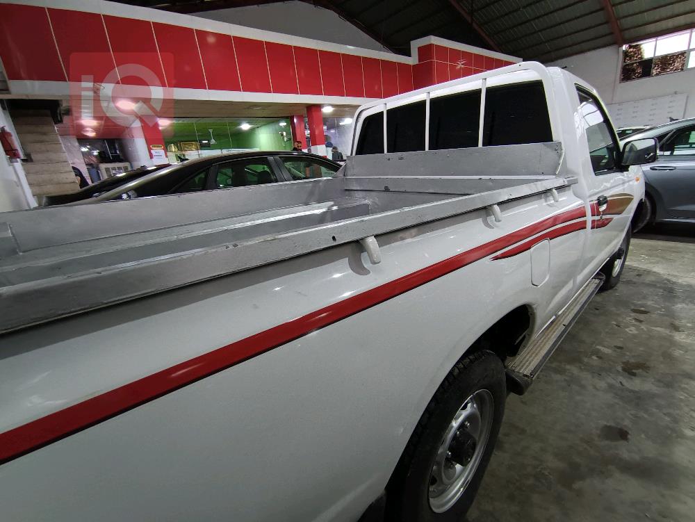 Nissan Pickup